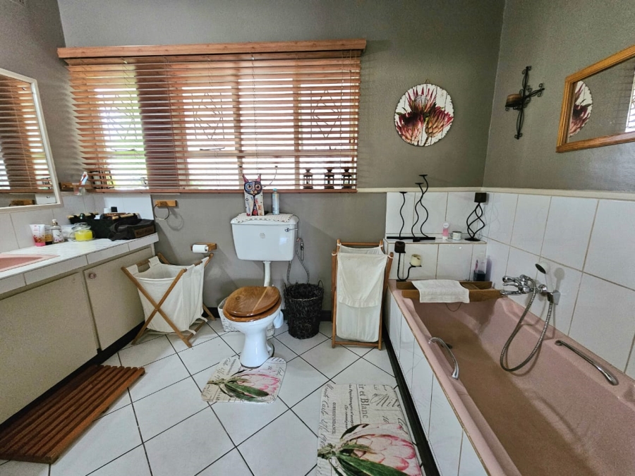 4 Bedroom Property for Sale in Potchefstroom North West